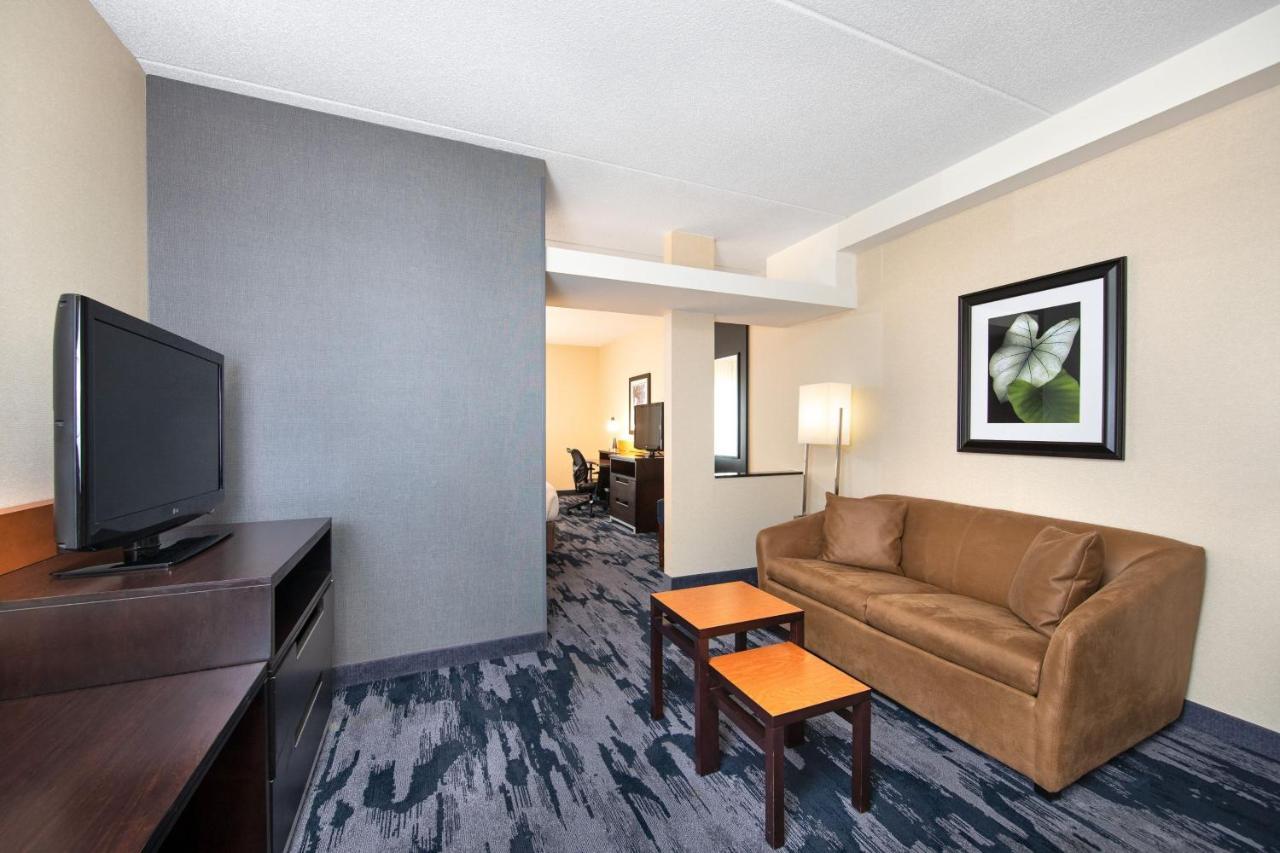 Fairfield Inn & Suites By Marriott Toronto Mississauga Extérieur photo