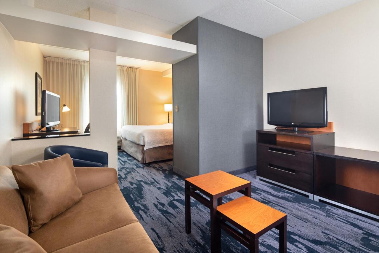Fairfield Inn & Suites By Marriott Toronto Mississauga Extérieur photo