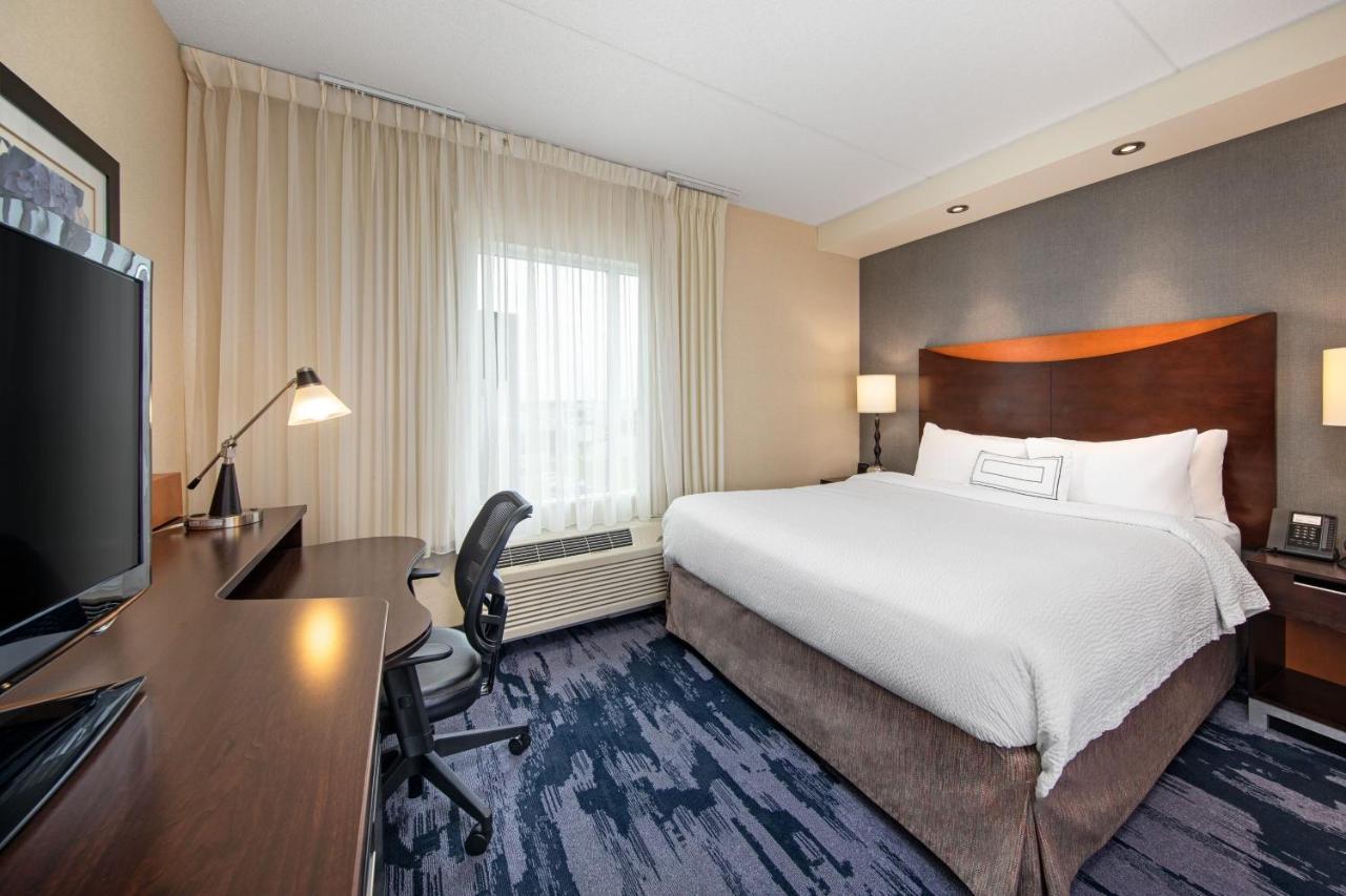Fairfield Inn & Suites By Marriott Toronto Mississauga Extérieur photo