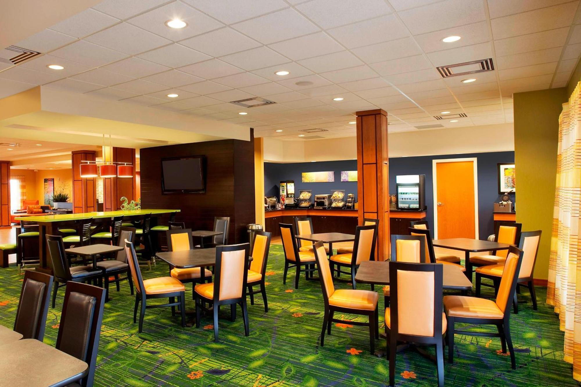 Fairfield Inn & Suites By Marriott Toronto Mississauga Extérieur photo