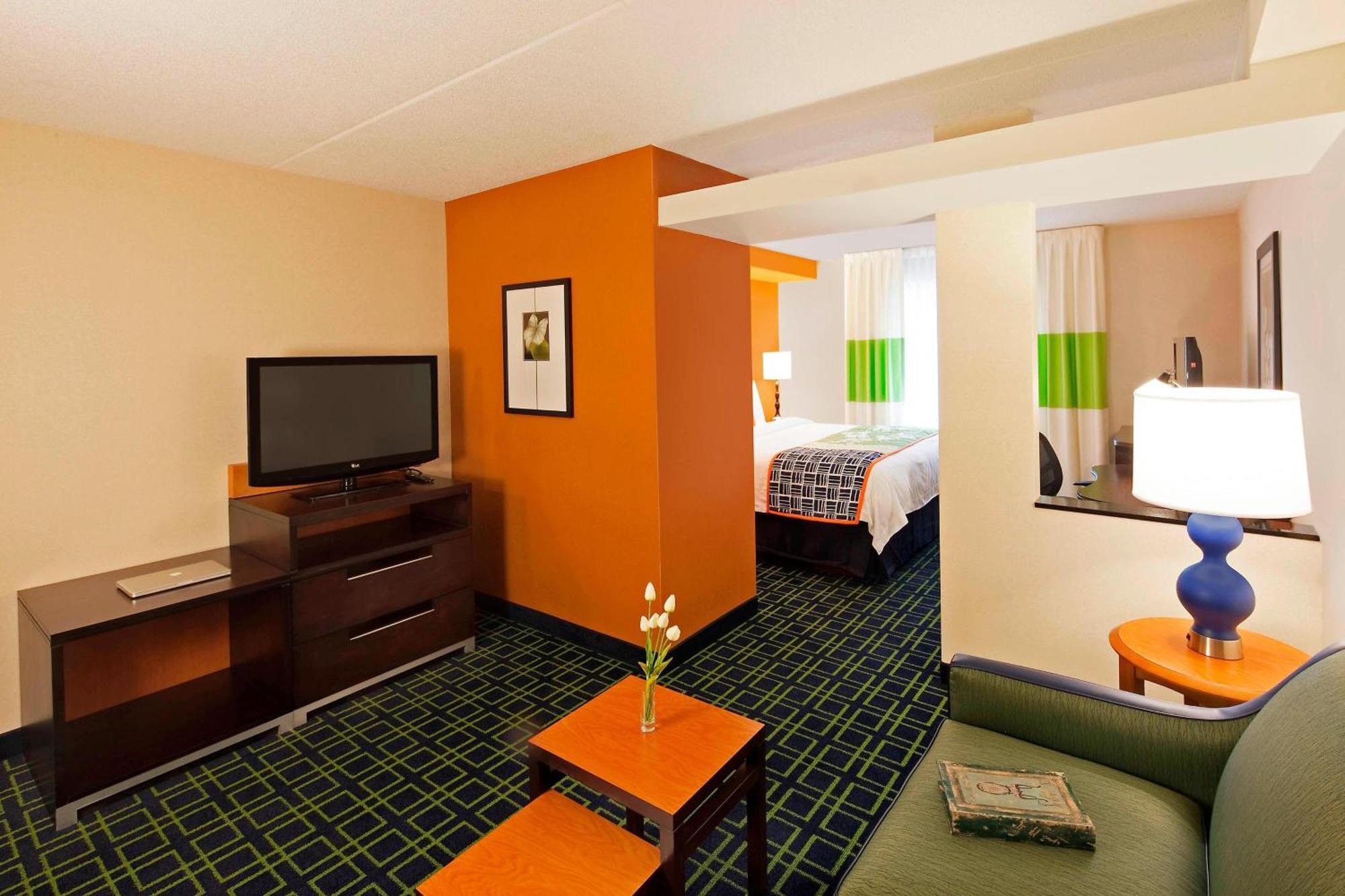 Fairfield Inn & Suites By Marriott Toronto Mississauga Extérieur photo