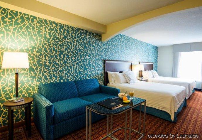 Fairfield Inn & Suites By Marriott Toronto Mississauga Extérieur photo