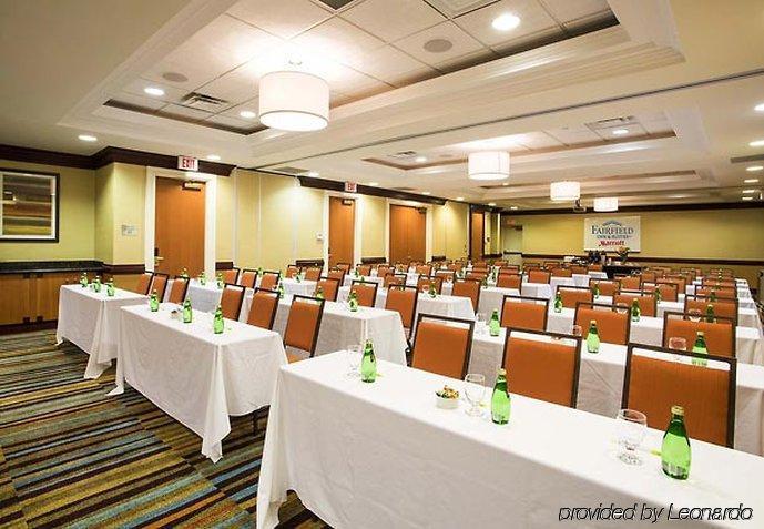 Fairfield Inn & Suites By Marriott Toronto Mississauga Extérieur photo